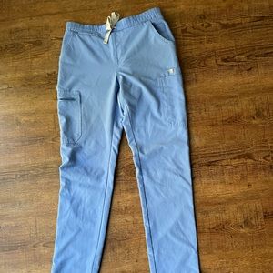 Figs XST Ceil Blue Yola